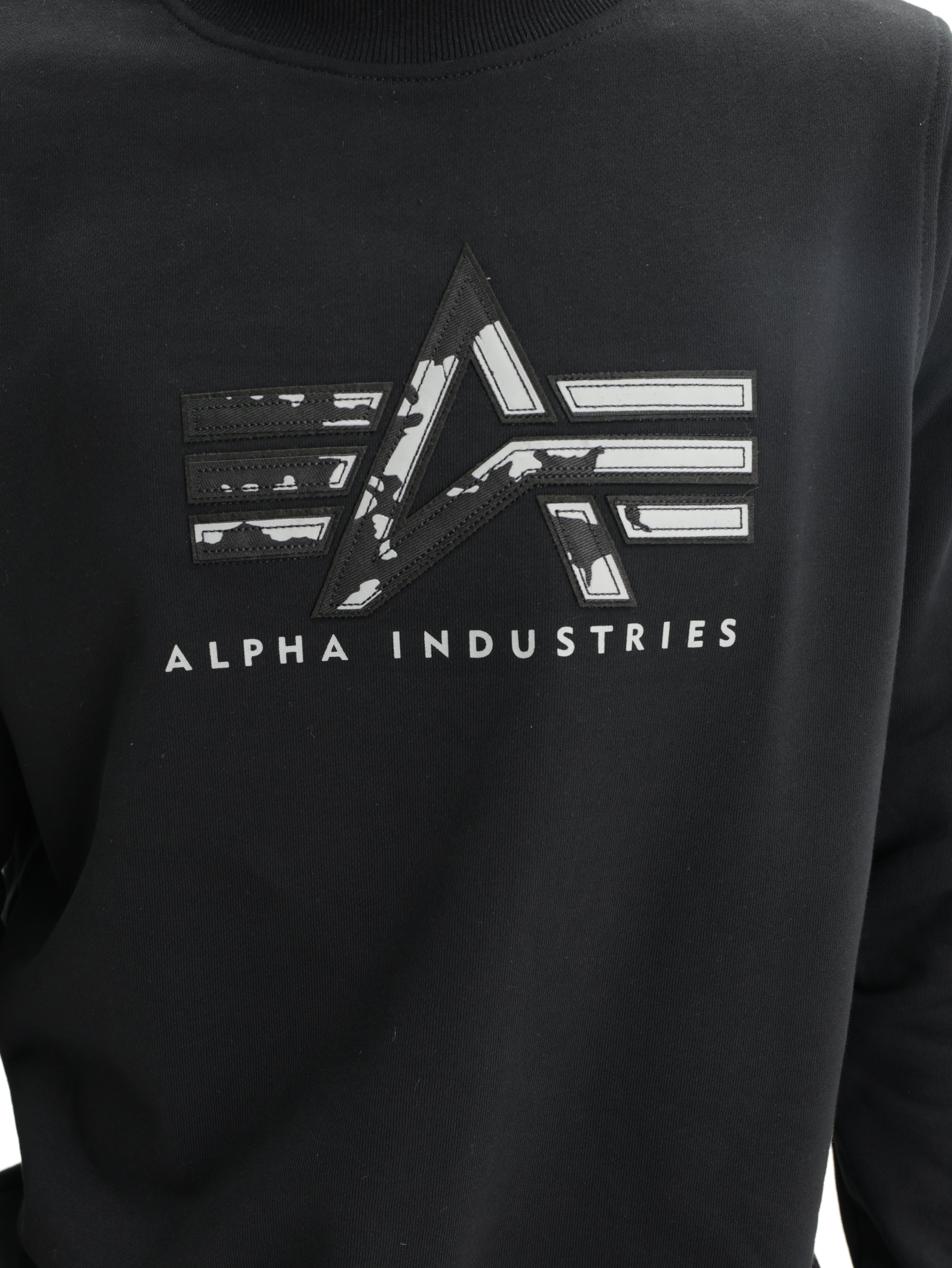 Alpha Sweater Ai Applique Black