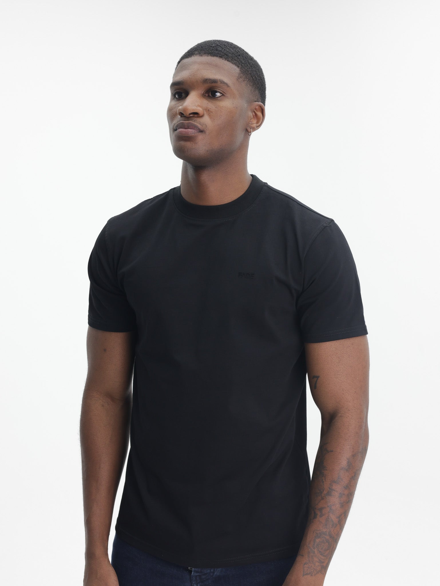 Fade T-Shirt Essential Slim Fit Black