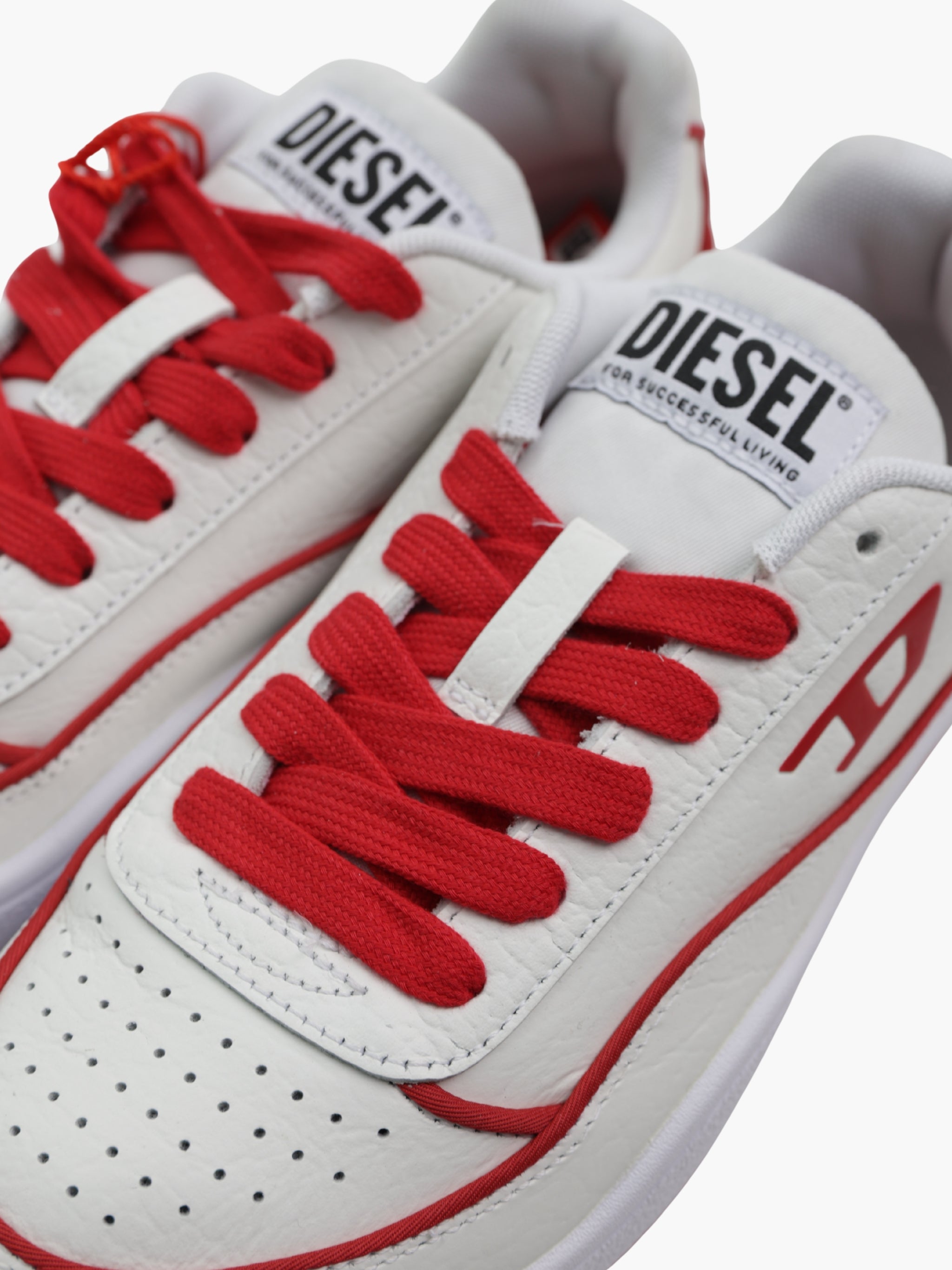 Diesel Sneakers D379 Tracker-D Low Red-White